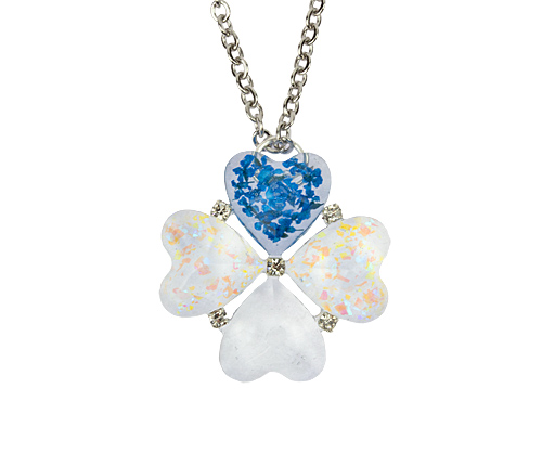 collana in resina quadrifoglio