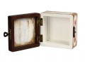 scatola decorata love interno